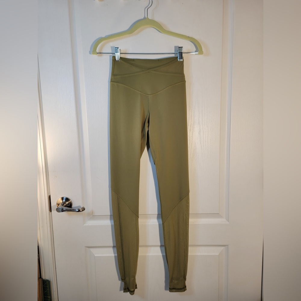 Lululemon•Nulu and Crisscross Mesh Stirrup Tight•Bronze Green•LIKE NEW•Sz 4 - Picture 11 of 16